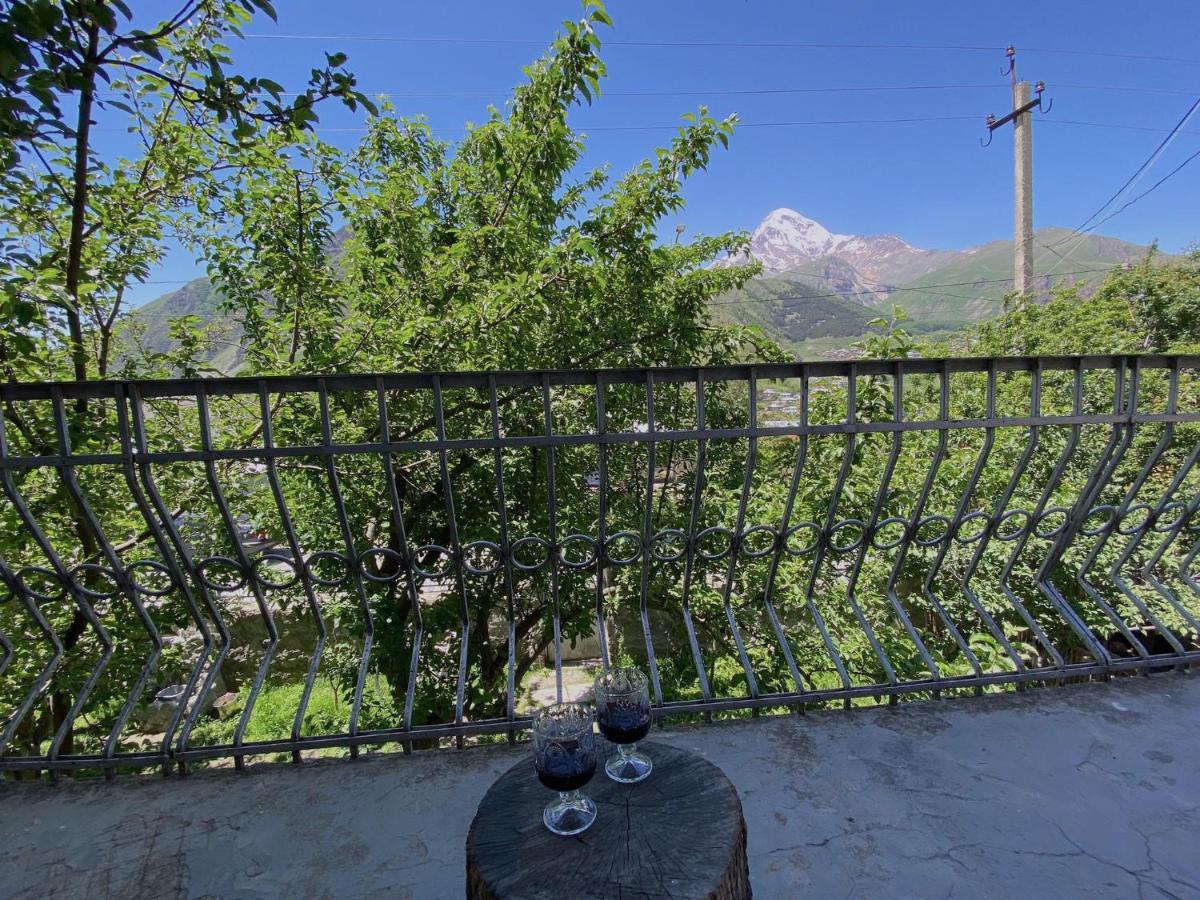 Geo Inn Kazbegi Esterno foto