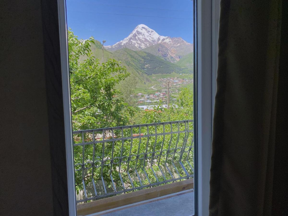Geo Inn Kazbegi Esterno foto