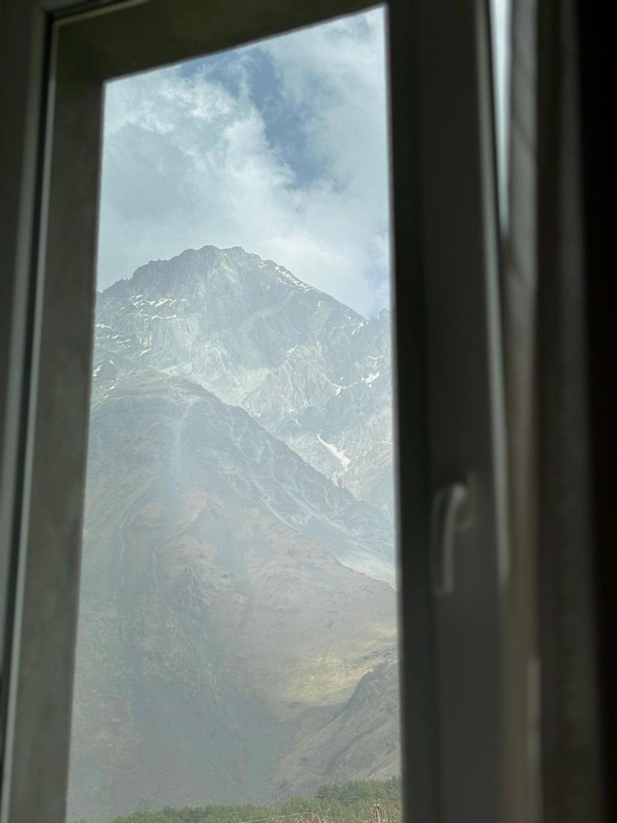 Geo Inn Kazbegi Esterno foto
